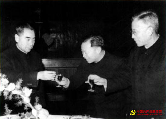 19621ܶ(li)дƼߵľƕ(hu)ƌW(xu)X(qing)УԴ